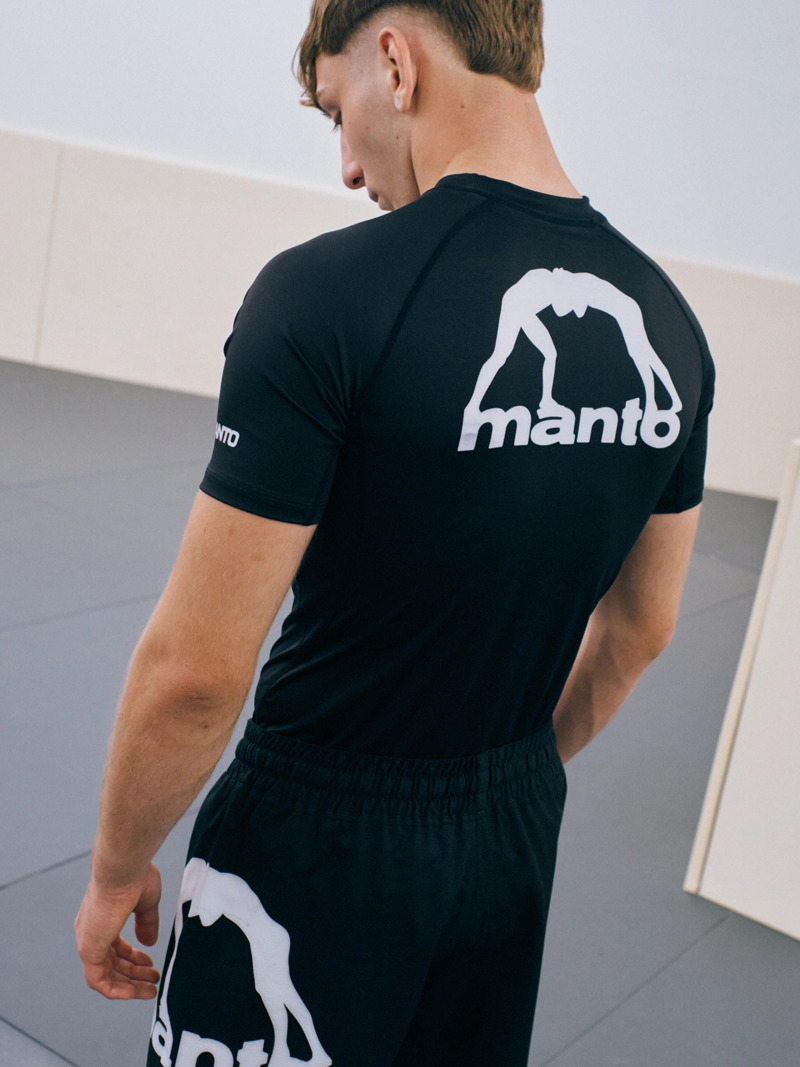 MANTO logo dual RASHGUARD-black